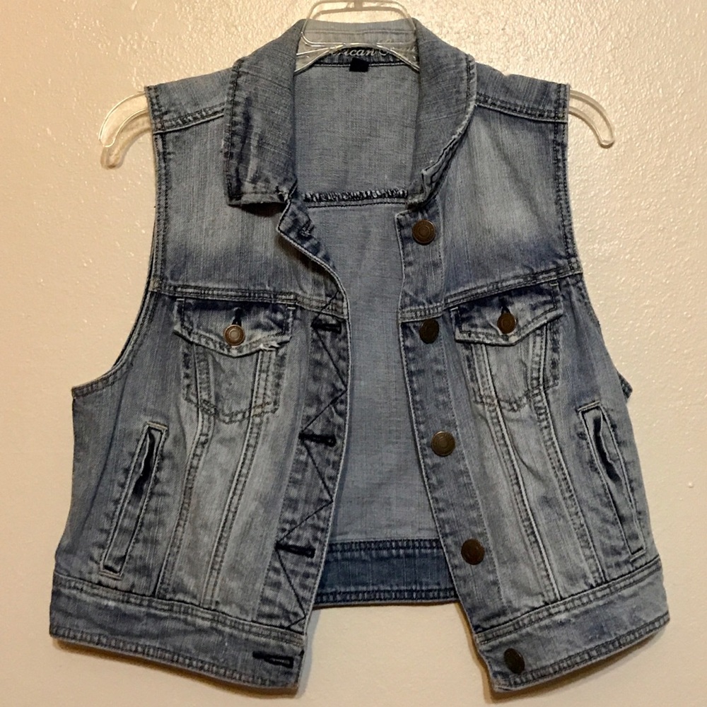 Jean Vest